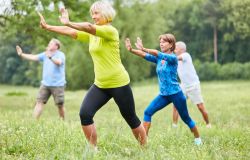 Poklad mezi cvičeními: Prastaré tai-chi může pomoci při vysokém tlaku i Parkinsonově chorobě