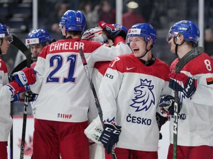 Pátek Karla Křivana: Proč za český tým hráli na ledě takoví jiní Češi