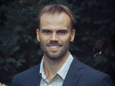 Otevřený vztah mi dává svobodu, ale i výhody partnerství, říká Michal Gondek