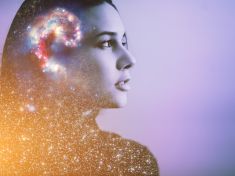 Nová léčba depresí za pomoci ketaminu: Zažila jsem „setkání s Bohem“, říká Alena