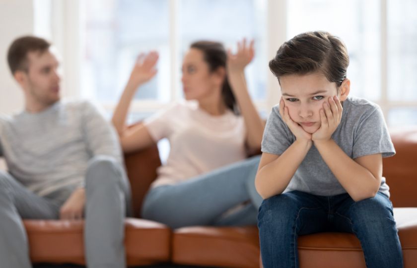 Při rozchodu bychom měli myslet hlavně na děti a pro zachování vztahu udělat vše, tvrdí psycholog