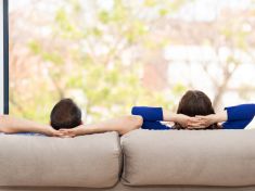 Karanténní nostalgie je hitem Tik Toku. Proč nám chybí lockdown?