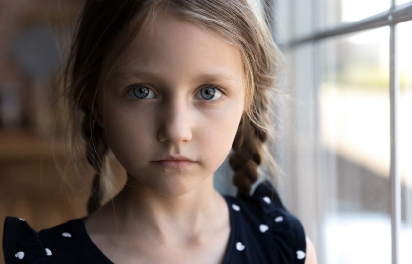 Malé děti neumí o pocitech mluvit. Psycholog odhalil 10 signálů, jak u nich poznat depresi