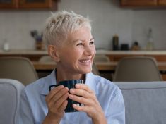 Zoufalý pokus vrátit kus mládí? Krize středního věku může být i znovuzrozením