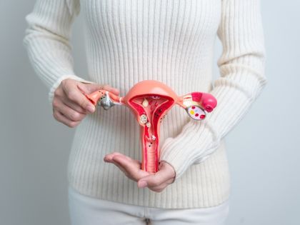 Nejčastější mýty o endometrióze. Zblázníš se bolestí a nikdy neotěhotníš