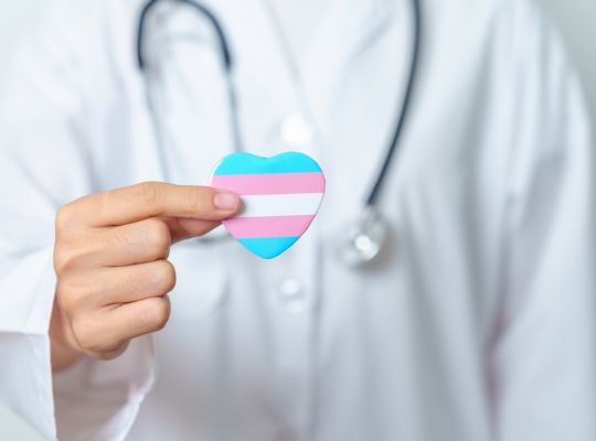 Česko má první transgender gynekologii, v Brně k ní přibude i porodnice. Žádostí o změnu pohlaví přibývá
