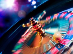 Plané naděje a možná i závislost. Náboženství má s gamblingem mnoho společného