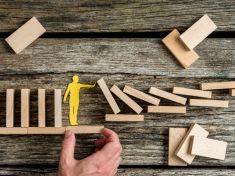 Beta paradox: Proč jsou ty největší problémy lepší než ty méně hrozné?