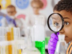 Myopie u dětí: Co to je a jak můžeme zpomalit její progresi?