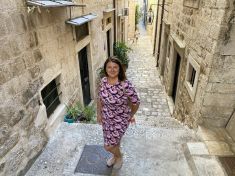 Nejmladší dceru porodila Lucie doma, zatímco starší sourozenci spali vedle v pokoji. Nechali jsme to plynout, říká