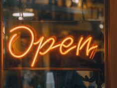 Psychologie při propagaci značky: První dojem vs. dlouhodobé budování