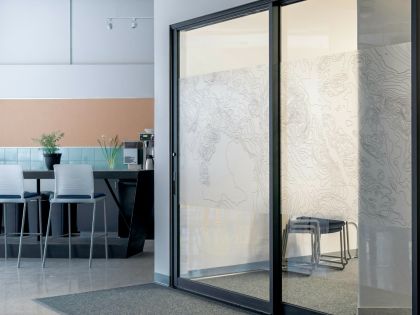 Prostor bez hranic: Optimalizujte interiér svého domova posuvnými dveřmi