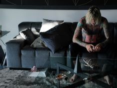 Machine Gun Kelly ve filmu Ve znamení býka míří na plátna českých kin