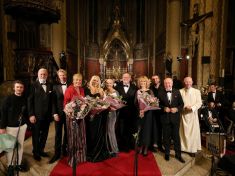 Praha 2 oslavila 145. výročí povýšení Královských Vinohrad na město skvělým koncertem. Exkluzivně byla také slavnostně představena hymna městské části