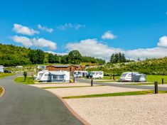 Neuvěřitelná proměna českých kempů. Trempské louky nahradily rekreační areály bohaté na zážitky