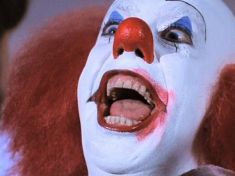 Od cirkusu k hororu: Proč nás klauni děsí, když mají bavit?