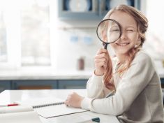 Nepředávat dál nefunkční vzorce chování dokáže změnit budoucnost k lepšímu, říká autorka konceptu vědomé výchovy 