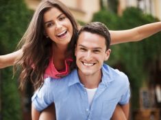 Situationship dává volnost a zachovává výhody vztahu. Bez rizik to ale není