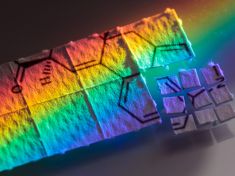 Sprcha, snídaně a 10 mikrogramů LSD: Co se skrývá za trendem mikrodávkování?