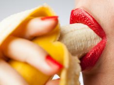 Porno sleduje stále více žen. A mají specifické preference