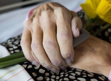 Co se s námi děje během umírání. A proč nám po smrti povolí svěrače?