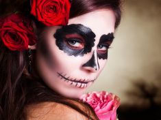 V období Smrti si vytvářejte rituály. Nelpěte na situacích, které vás nikam neposunou, říká astrolog