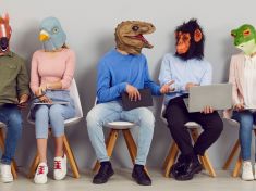 Extrémní pracovní pohovory: Můžete nám zatancovat? A který jste dinosaurus?