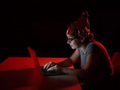 Tendence k romantickému separatismu: Konspirátoři zakládají vlastní seznamky