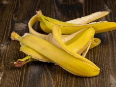 Taky pořád vyhazujete banánové slupky? Děláte chybu!