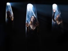 Strach, že není úniku. Co je to agorafobie a proč se u ní často chybuje