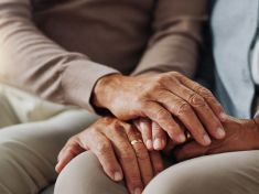 Přežijete svého partnera? Muži prý nedokážou odfiltrovat genetické mutace