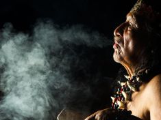 Tři mocné rituály amazonských šamanů a jejich rizika