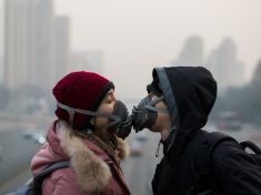 Člověk 2.0: Všechno špatně, zpátky na stromy!