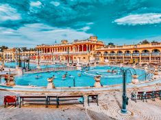 Ručník, župan a karavan. Vyrazte do maďarských termálů