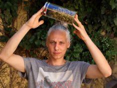 Vydavatel Legalizace Robert Veverka: Někdo tomu říká osvěta, někdo trestný čin