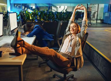 Dejte si po obědě šlofíka. Poděkuje vám mozek i šéf. A nezapomeňte na dobrou kávu!