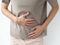 Trávicí obtíže, které přetrvávají? Na vině může být vysoká hladina kortizolu