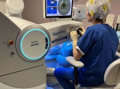 Svoboda bez brýlí díky moderní laserové operaci očí