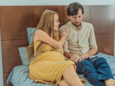 Miminko na cestě, intimita v krizi. Muži odhalují své strachy a temná tajemství