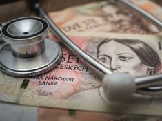 S neoprávněnými poplatky u lékařů je konec. Novela posílí ochranu pacientů
