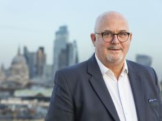 Sbohem, kouři! Může být tabákový průmysl součástí řešení?