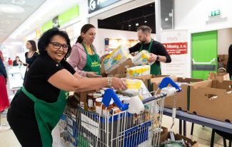 Tesco pomáhá: Online Sbírka potravin pokračuje do 18. listopadu