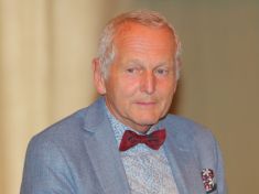 Pirk: Učíme, jak nenaletět „lékošmejdům ". Falešné pseudoléky tahají z lidí tisíce a neléčí