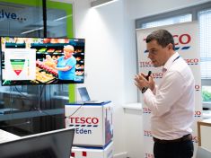 Méně odpadu, víc pomoci. Jak Tesco bojuje proti plýtvání a inspiruje ostatní