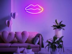 Mileniálové nezahýbají, je to moc práce. Generace, která i nevěru outsourcuje