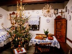 Zlaté prasátko, věštění i devět chodů: Jaké byly české Vánoce kdysi