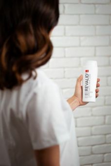 revalid hair care bond repair ilustracni foto9