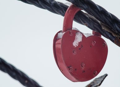 Od vášně k papučím: Odhalte nenápadné zabijáky vztahu