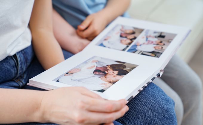 „Odstřihla jsem je, abych přežila.“ Jak vysvětlit dítěti, proč jste vymazali rodinu ze života