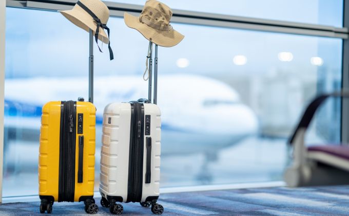 Společný pokoj, žádný vztah. Proč tahle dohoda často selže dřív než dovolená začne